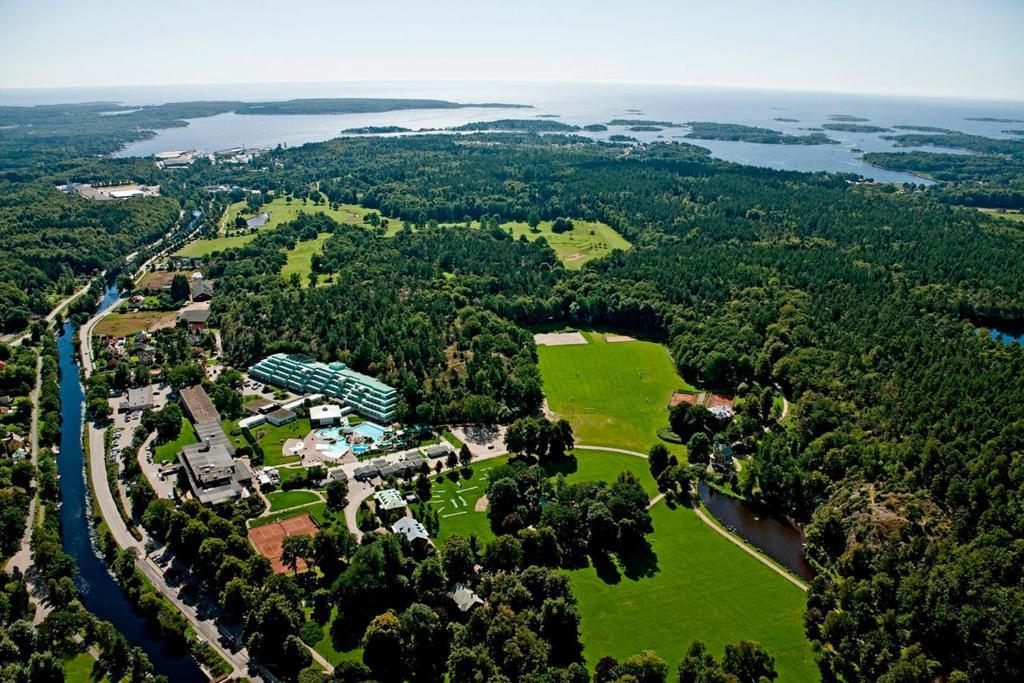 Ronneby Brunnspark Vandrarhem Och B&B מראה חיצוני תמונה