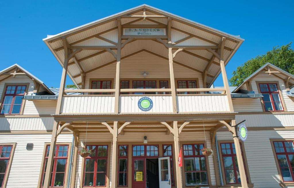Ronneby Brunnspark Vandrarhem Och B&B מראה חיצוני תמונה