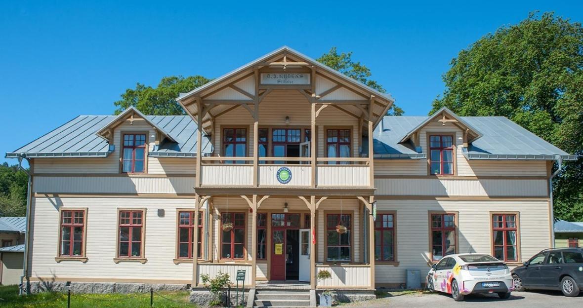Ronneby Brunnspark Vandrarhem Och B&B מראה חיצוני תמונה