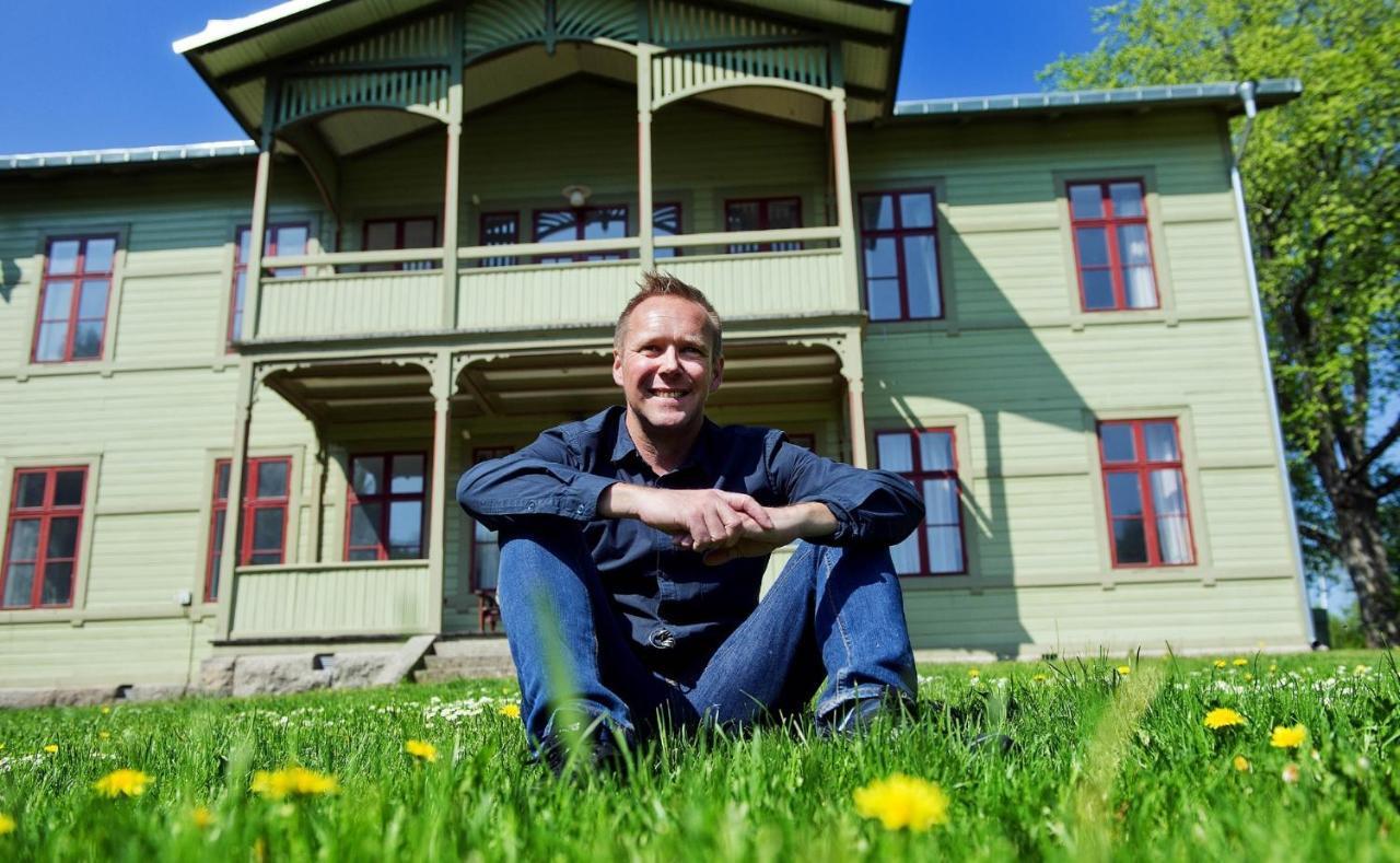 Ronneby Brunnspark Vandrarhem Och B&B מראה חיצוני תמונה