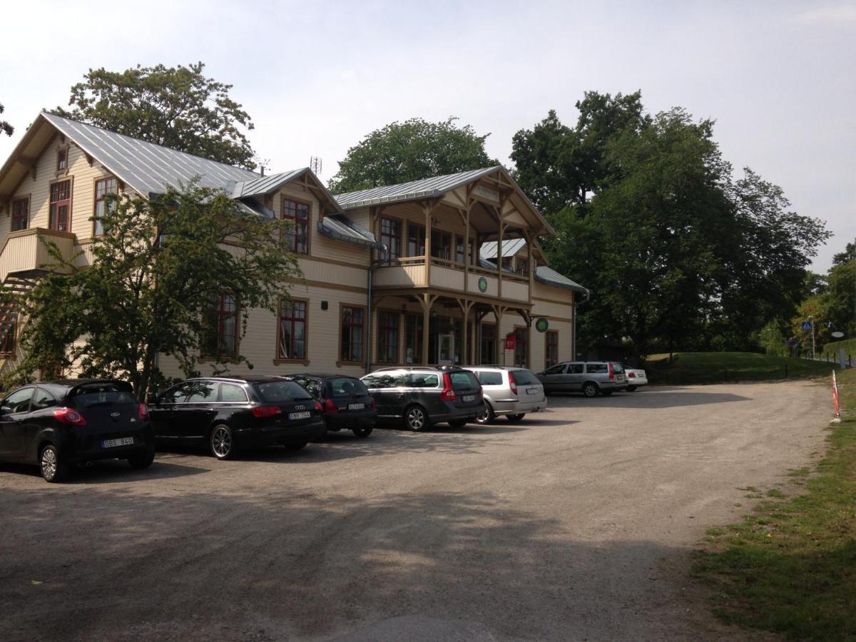 Ronneby Brunnspark Vandrarhem Och B&B מראה חיצוני תמונה